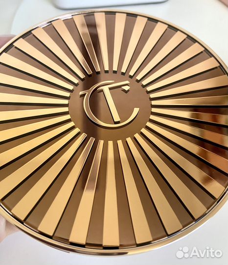 Бронзер от Charlotte Tilbury