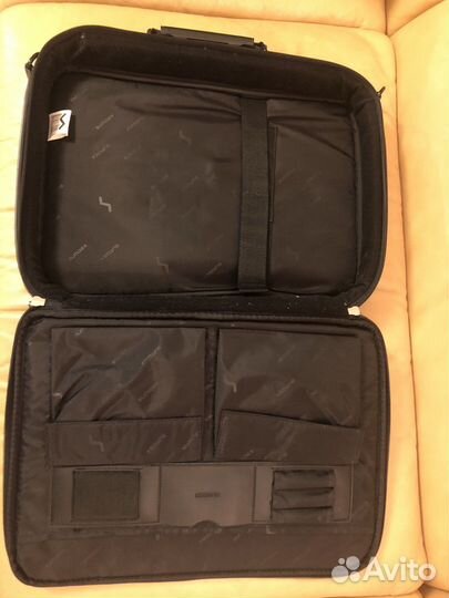 Сумка для ноутбука Sumdex NON-832BK