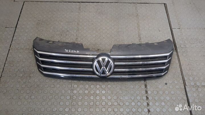 Решетка радиатора Volkswagen Passat 7 Европа, 2011