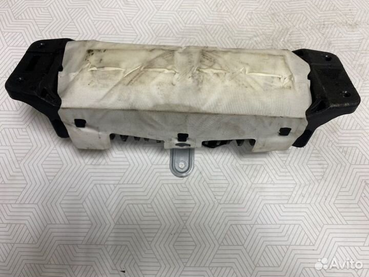 Подушка безопасности пассажирская (в торпедо) Merc