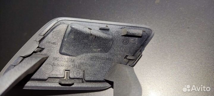 Крышка омывателя фар на Audi A4