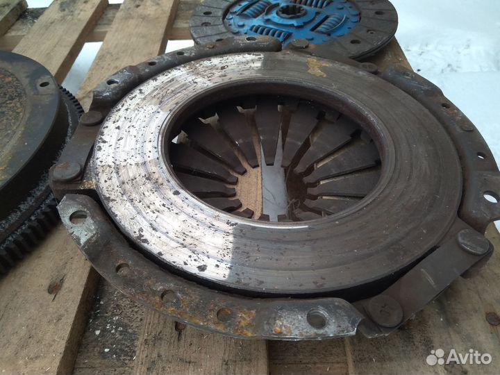 Маховик сцепления картер змз 405 406