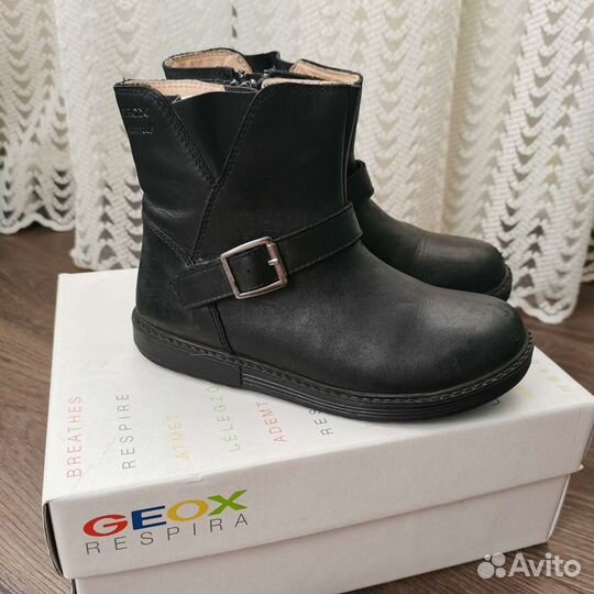 Ботинки для девочки