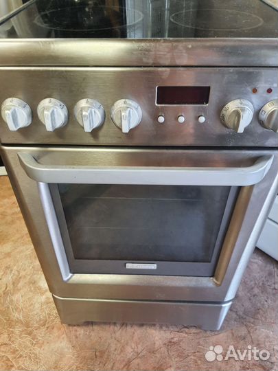 Плита электрическая electrolux