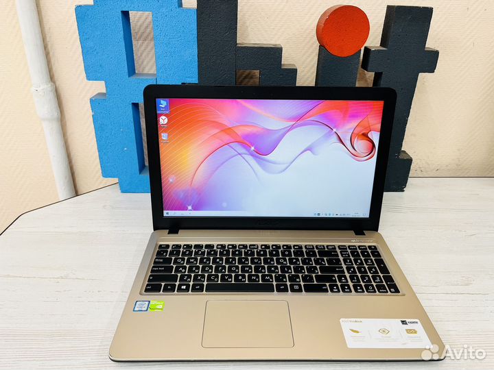 Свежий игровой ноутбук Asus