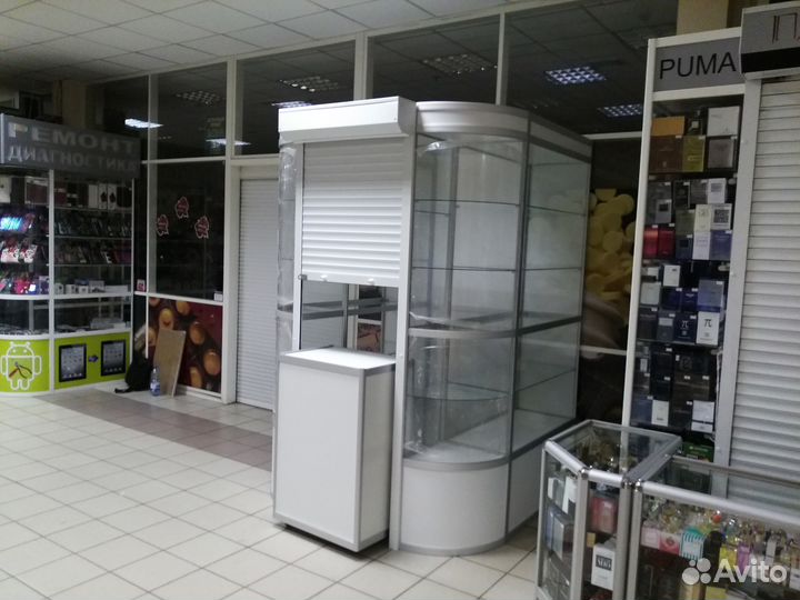 Пристенный торговый киоск