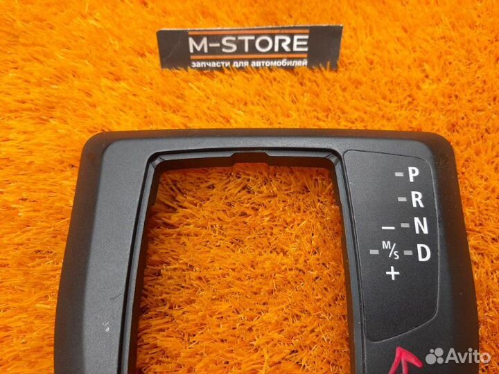 Консоль селектора Bmw 5-Series E60 N52B25A 2005