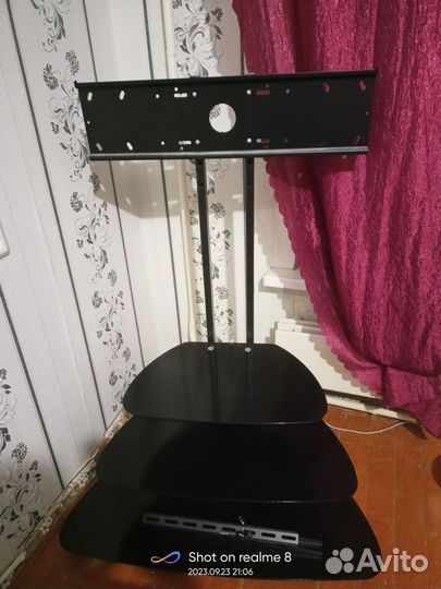 Стойка для телевизора напольная