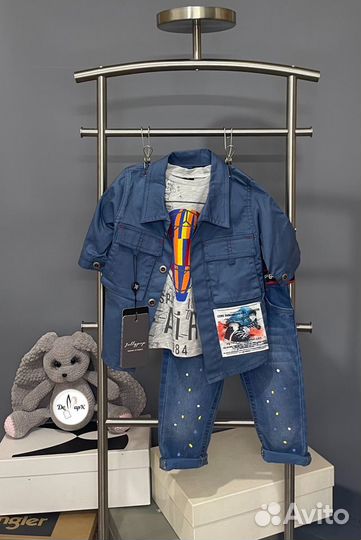 Детский комплект с джинсами для мальчика