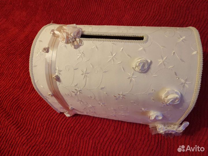 Свадебный сундук для денег