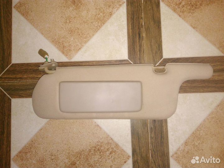 Козырек солнцезащитный Тойота Креста X90