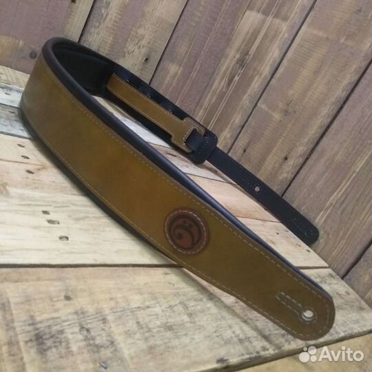 Кожаный ремень для гитары. Бас гитара ремень