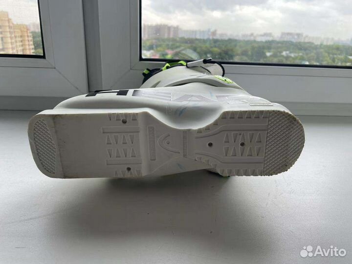 Горнолыжные ботинки 37 р-р детские head 80S RS