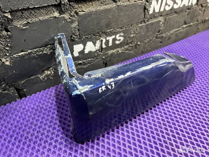 Накладка на бампер задняя правая Subaru Legacy