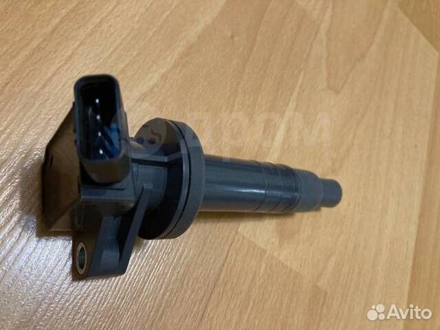 Катушки зажигания новые 4 шт Magneti Marelli