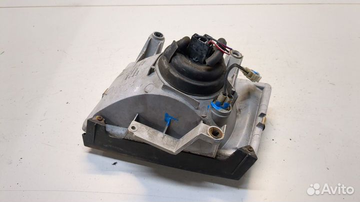 Фара (передняя) правая Ford Ranger