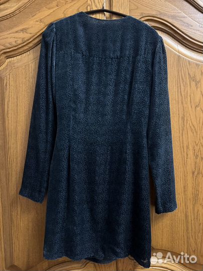 Платье из натурального шелка