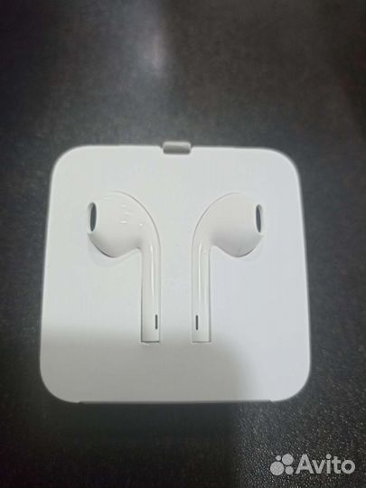 Наушники iPhone