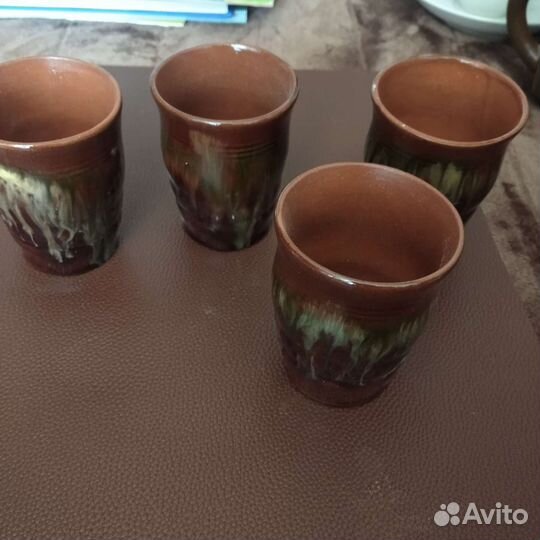 Глиняные стаканы