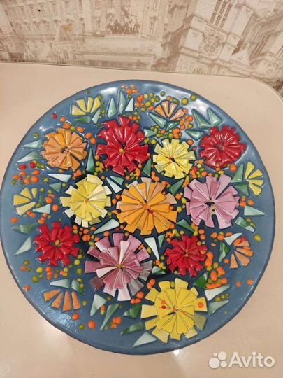 Тарелка. Витраж. Цветы