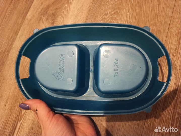 Миска металлическая на подставке для животных