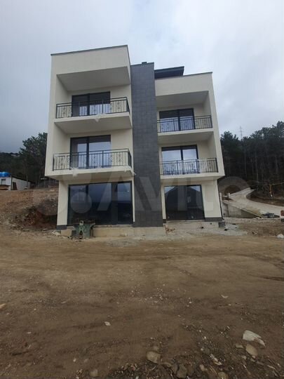 Дом 253 м² на участке 4 сот.