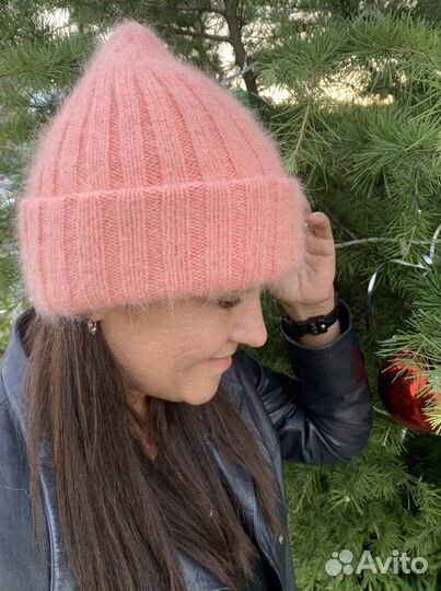 Шапка зимняя теплая с отворотом