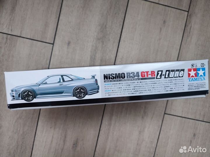 Tamiya 24282 1/24 Nissan Skyline GT-R34 Z-tune
