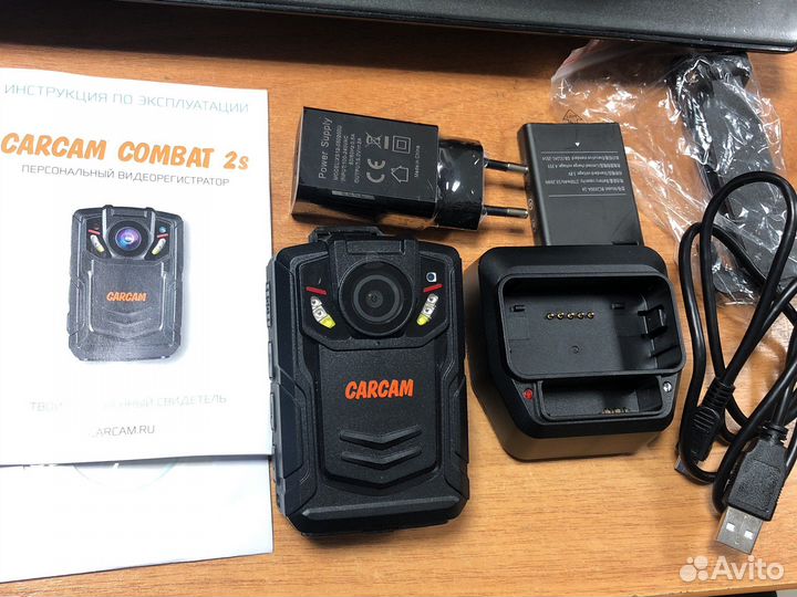 Персональный видеорегистратор carcam комбат 2s