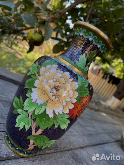 Старинная ваза клуазоне (перегородчатая эмаль)