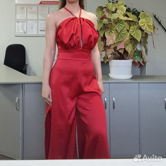 Комбинезон женский вечерний 44р