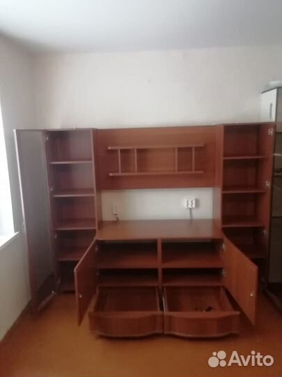 Отдам в добрые руки мебель