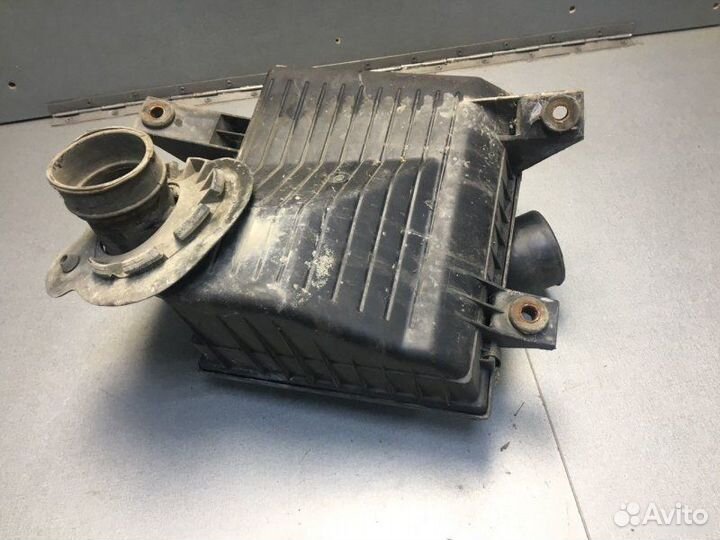 Корпус воздушного фильтра Daewoo Nexia N100