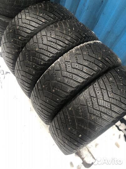 Goodyear UltraGrip Ice Arctic SUV 225/60 R18 104T