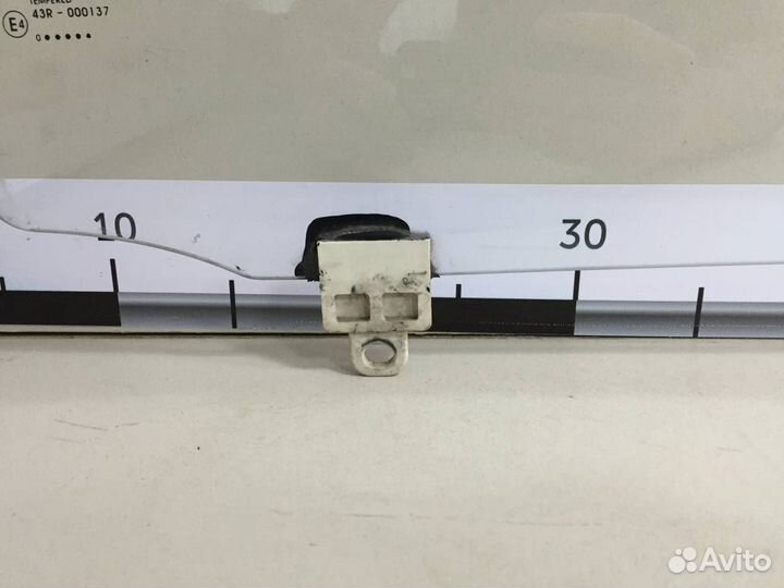 Стекло двери передней правой Lifan Solano 1 2008-2