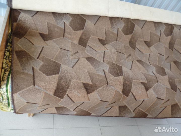 Палас б/у 2*2,3м