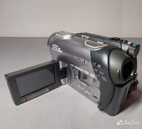 Видеокамера sony