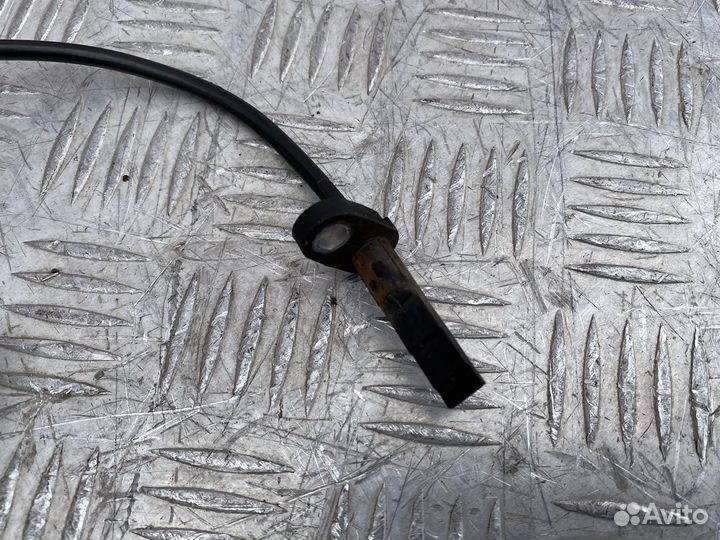 Датчик абс Передний Nissan Teana J32