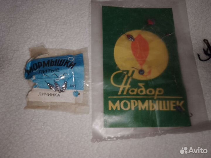 Продаю набор рыболовных крючков