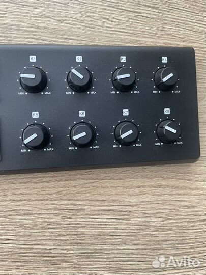 Миди контроллер