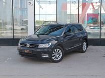 Volkswagen Tiguan 2.0 AMT, 2017, 141 000 км, с пробегом, цена 2 650 000 руб.