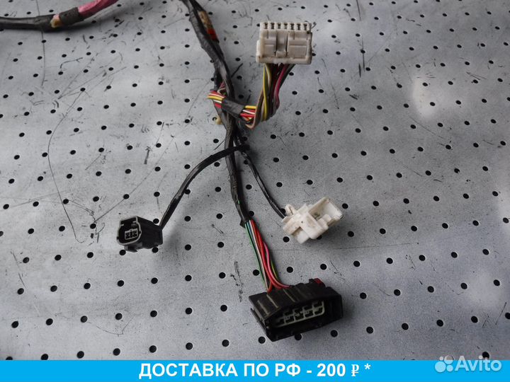 Проводка двери Mazda Tribute