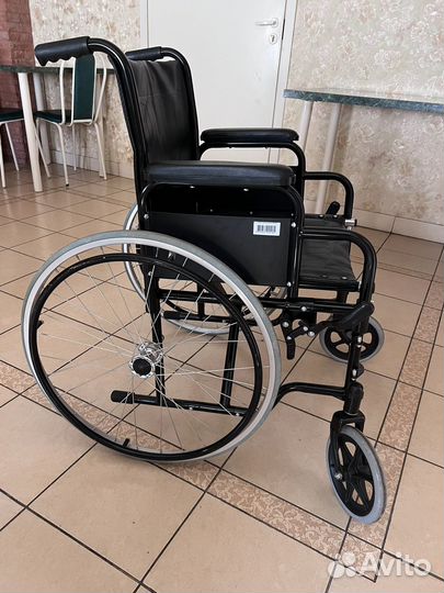 Коляска инвалидная