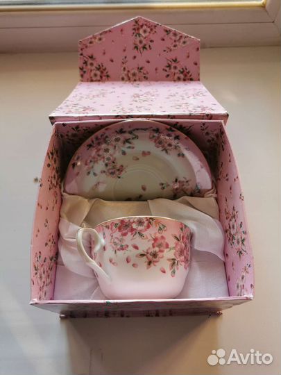 Новый большой чайный и кофейный сервиз