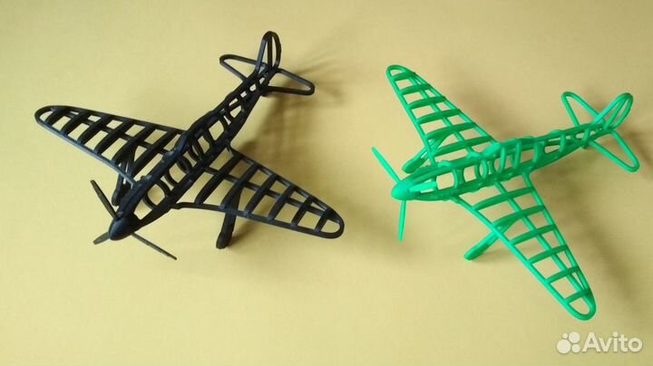 Каркасная модель самолета Як-3
