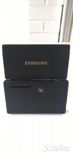 Фотоаппарат Samsung MV800 selfie