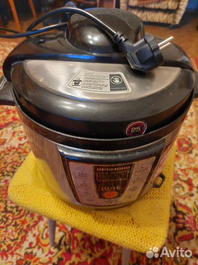 Мультиварка redmond
