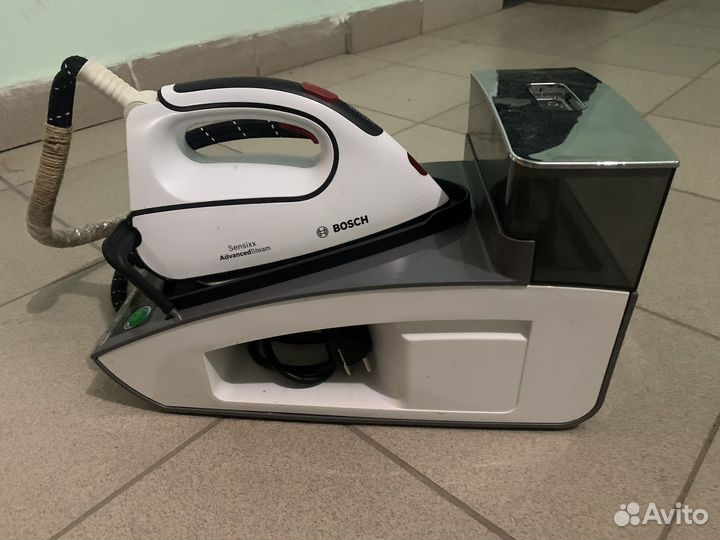 Утюг с парогенератором bosсн Sensixx B45L