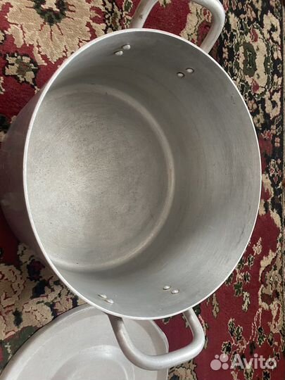 Кастрюля алюминиевая