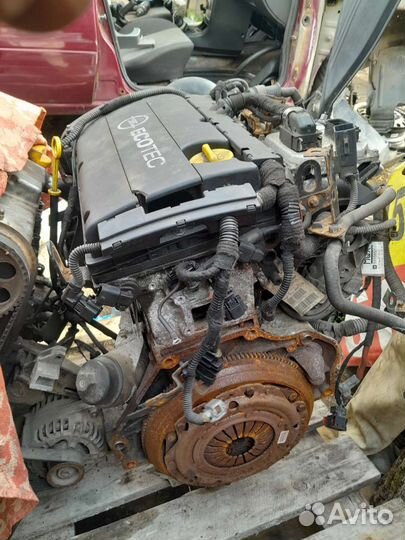 Двигатель Опель Астра Н Зафира Б 1.6 xep Astra GTC